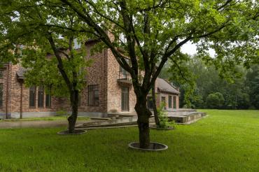 Дом, 1660 кв.м