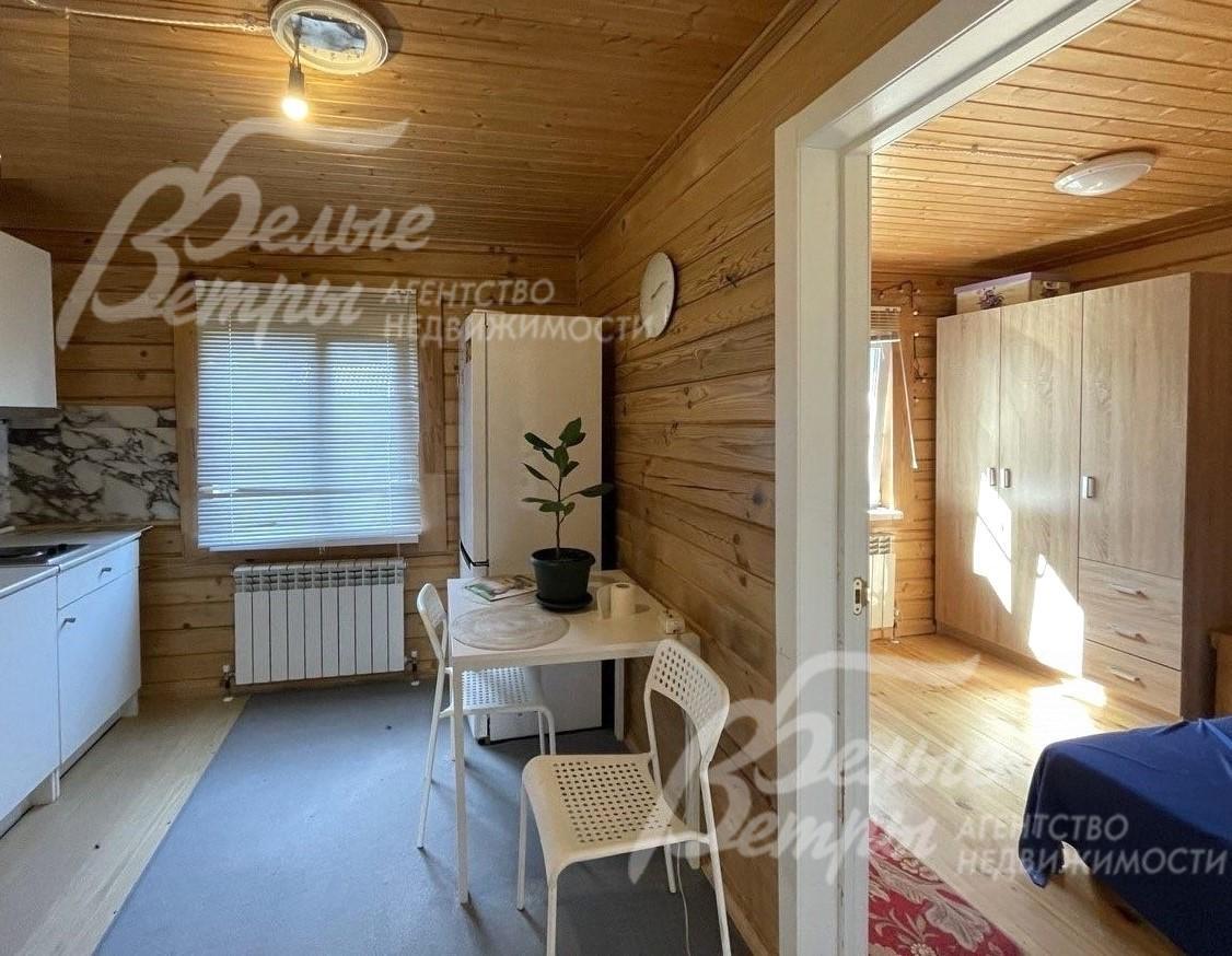 Квартира для персонала с кухней, двумя спальнями и санузлом.