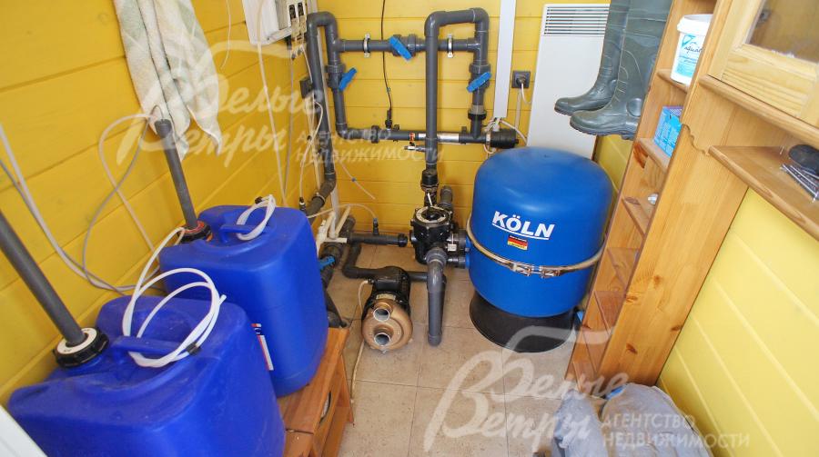 Оборудование по обслуживанию бассейна