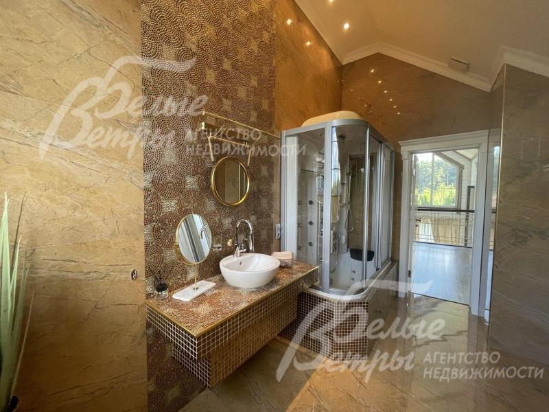 Санузел 2-го этажа с душевой