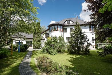 Дом, Творчество КП (Жуковка), 900&nbsp;кв.м