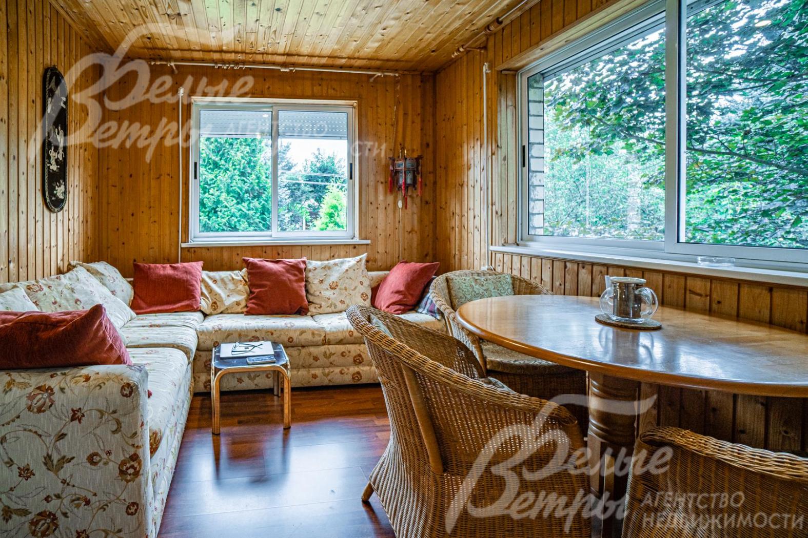 Веранда 11 кв.м отделана вагонкой