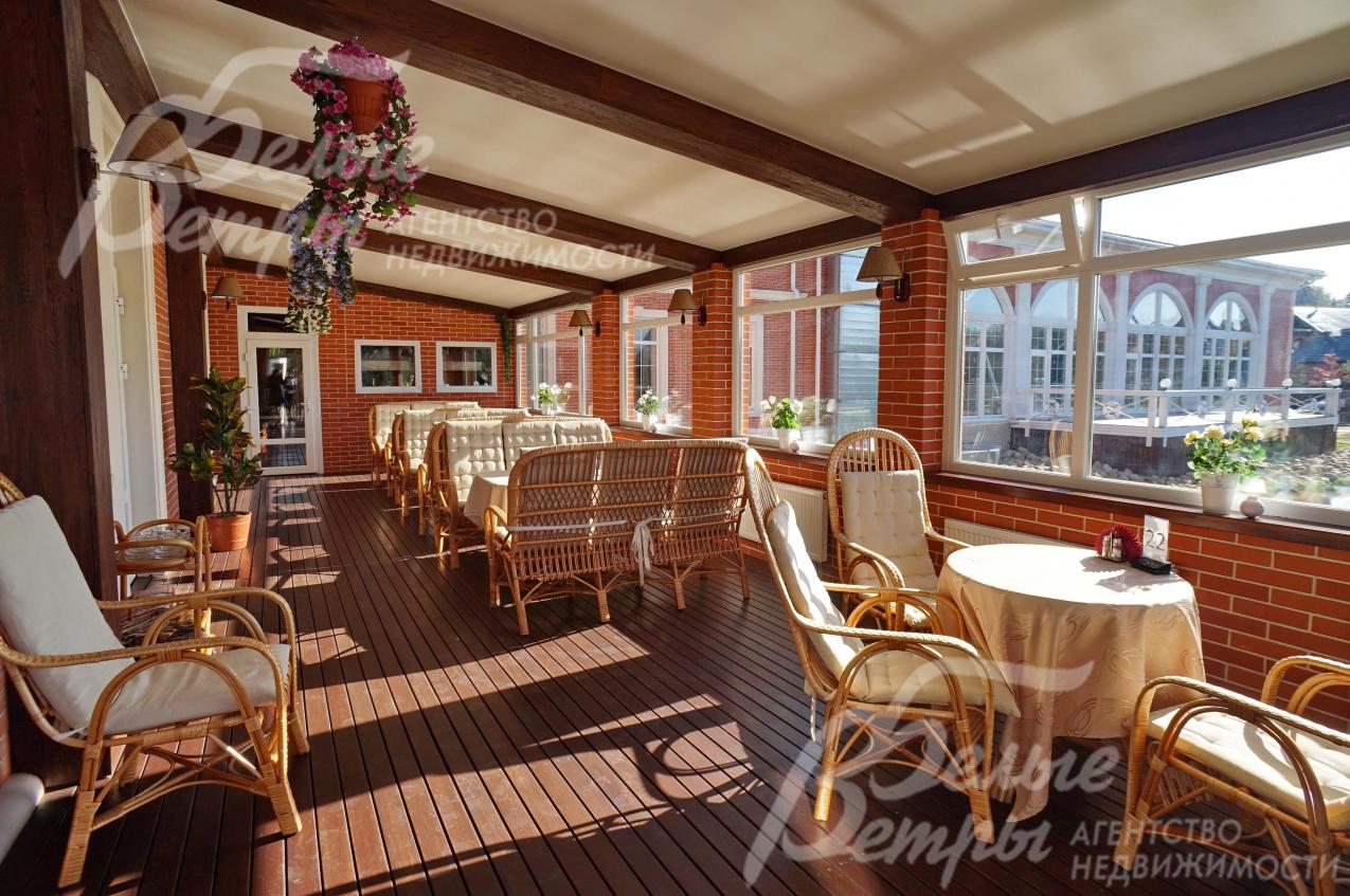 Летняя терраса ресторана