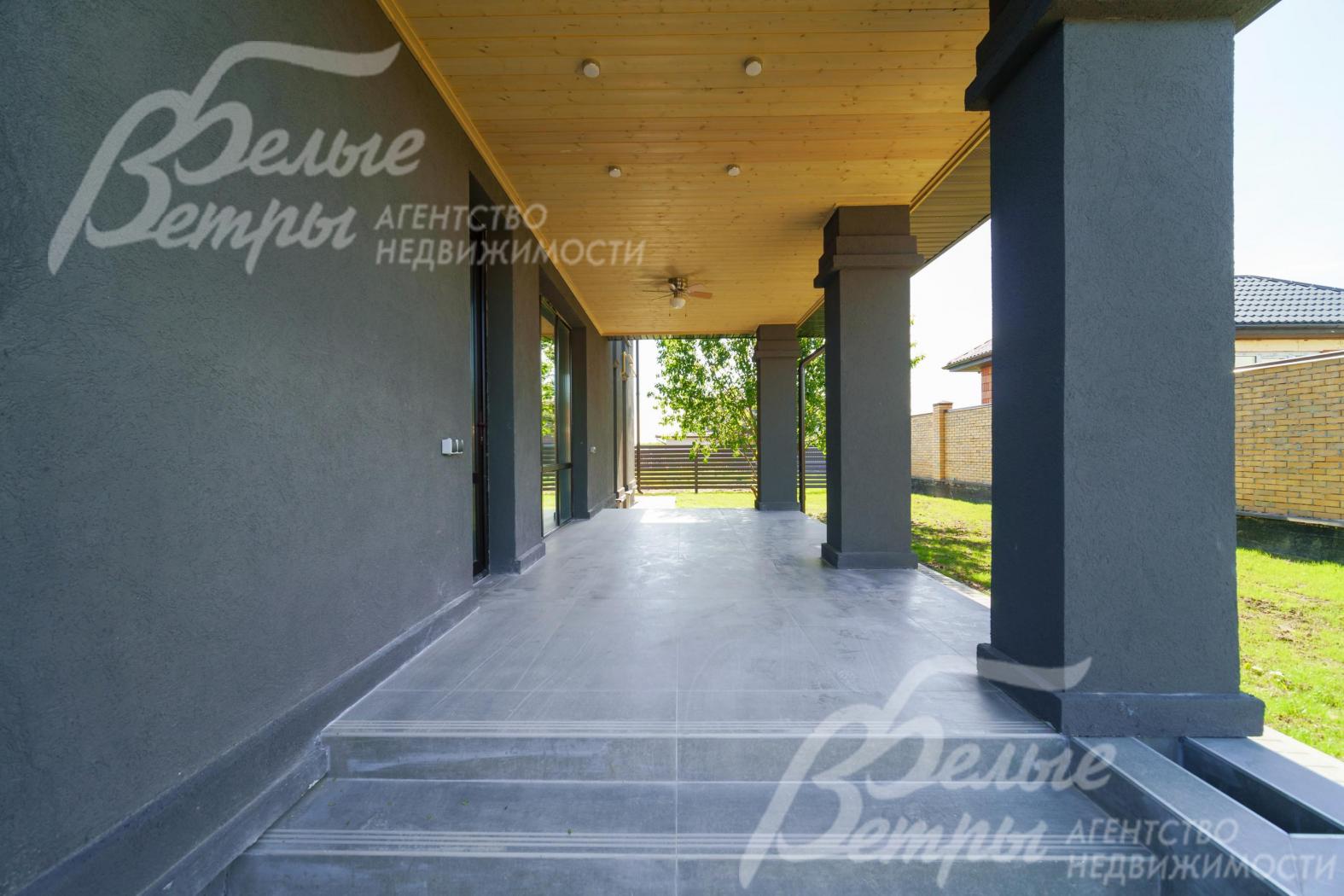 Большая крытая терраса