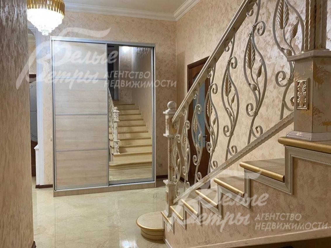 Холл-прихожая