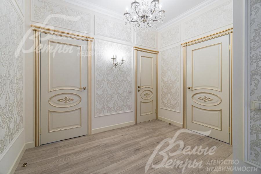 Холл второго этажа