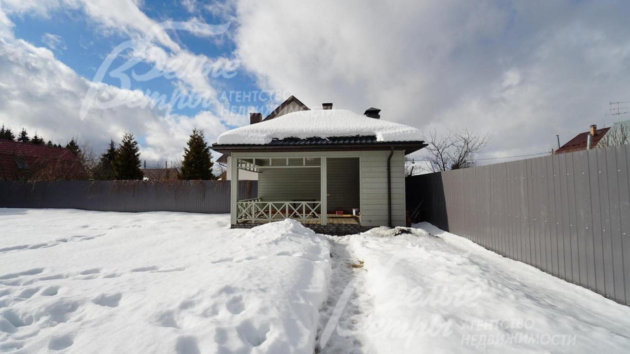 Отдельностоящая деревянная терраса 18 кв.м