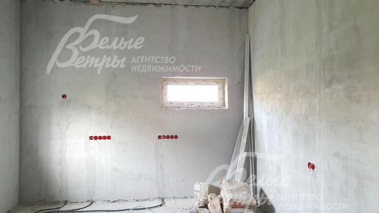 Стены оштукатурены и зашпаклёваны