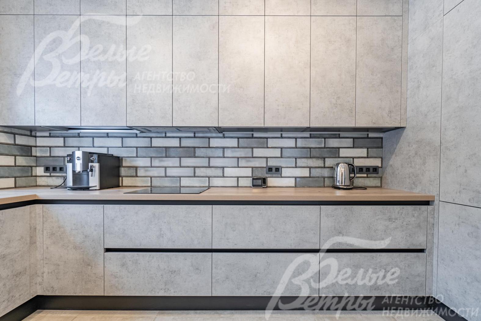 Кухня Лазурит, фасады-австрийские (Egger), механизмы - немецкие (Hettich)