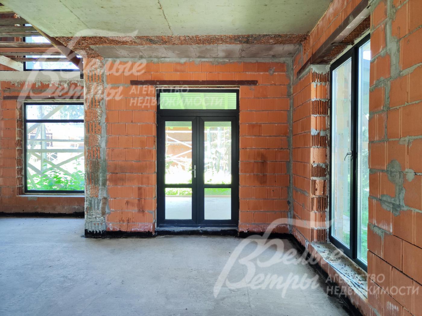 Большие панорамные окна, 2-й свет в гостиной