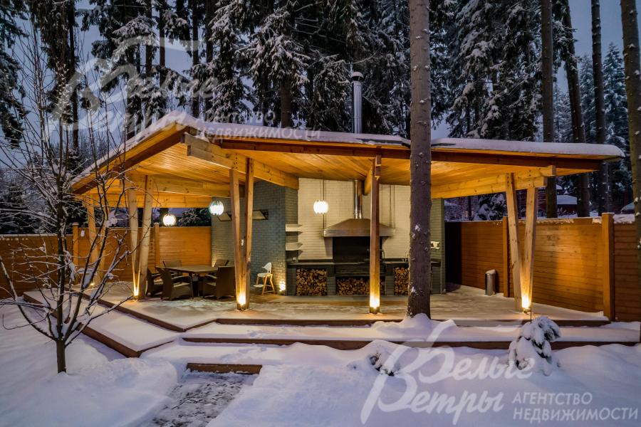 Зона барбекю 18 кв.м (уличная раковина с фильтром, мангал с барбекю и казаном)