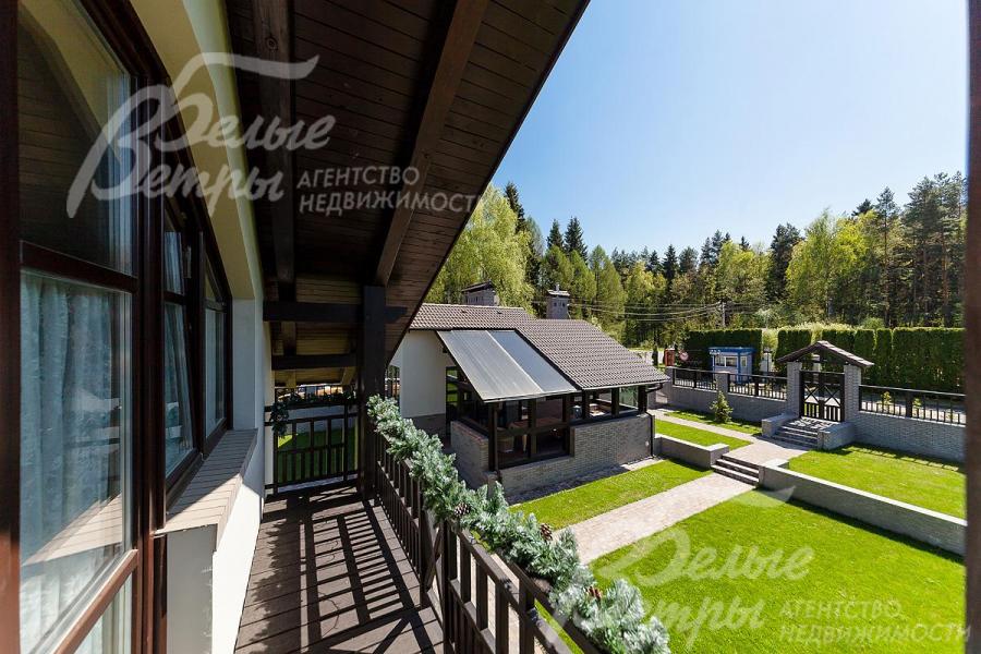 Балкон второго этажа