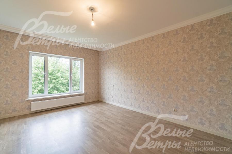 Главная спальня с санузлом