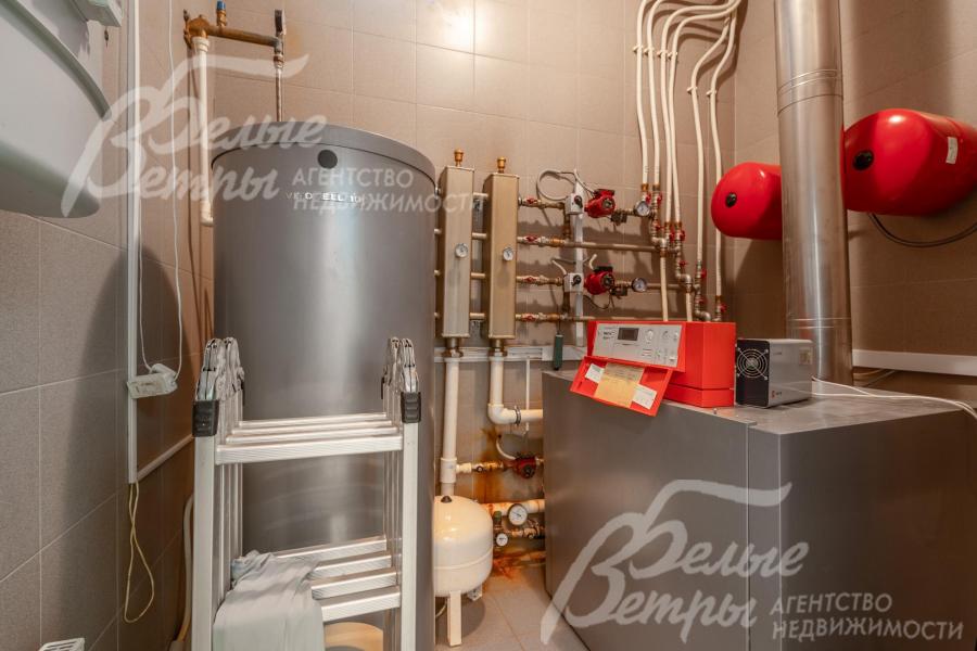 В котельной установлен газовый котел Viessmann и бойлер на 200 л