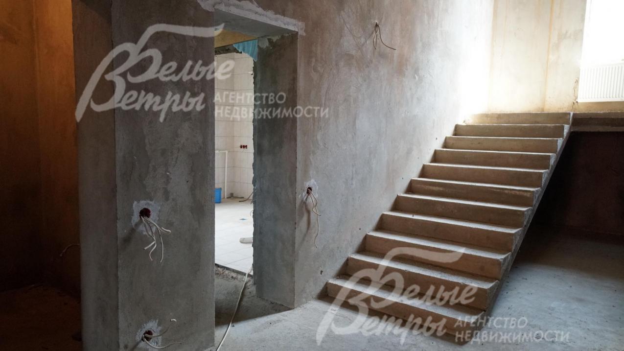 Стены оштукатурены