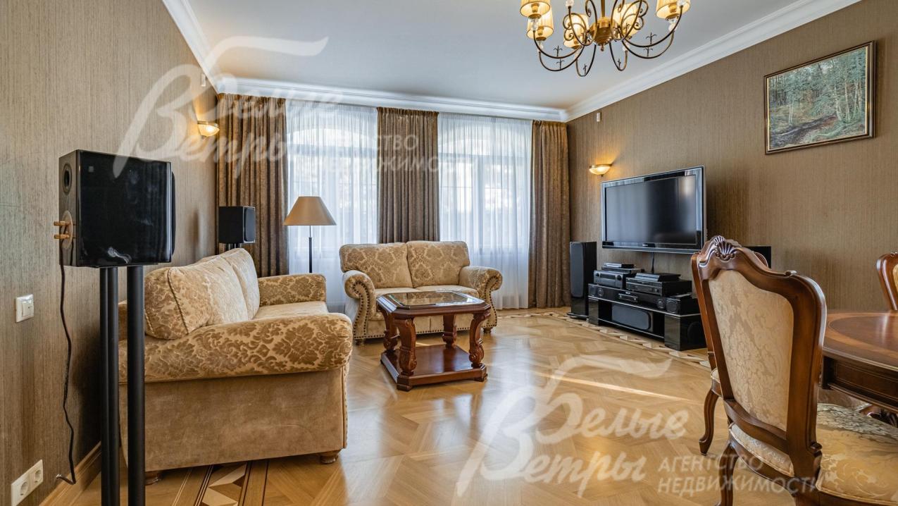 ТВ в гостиной