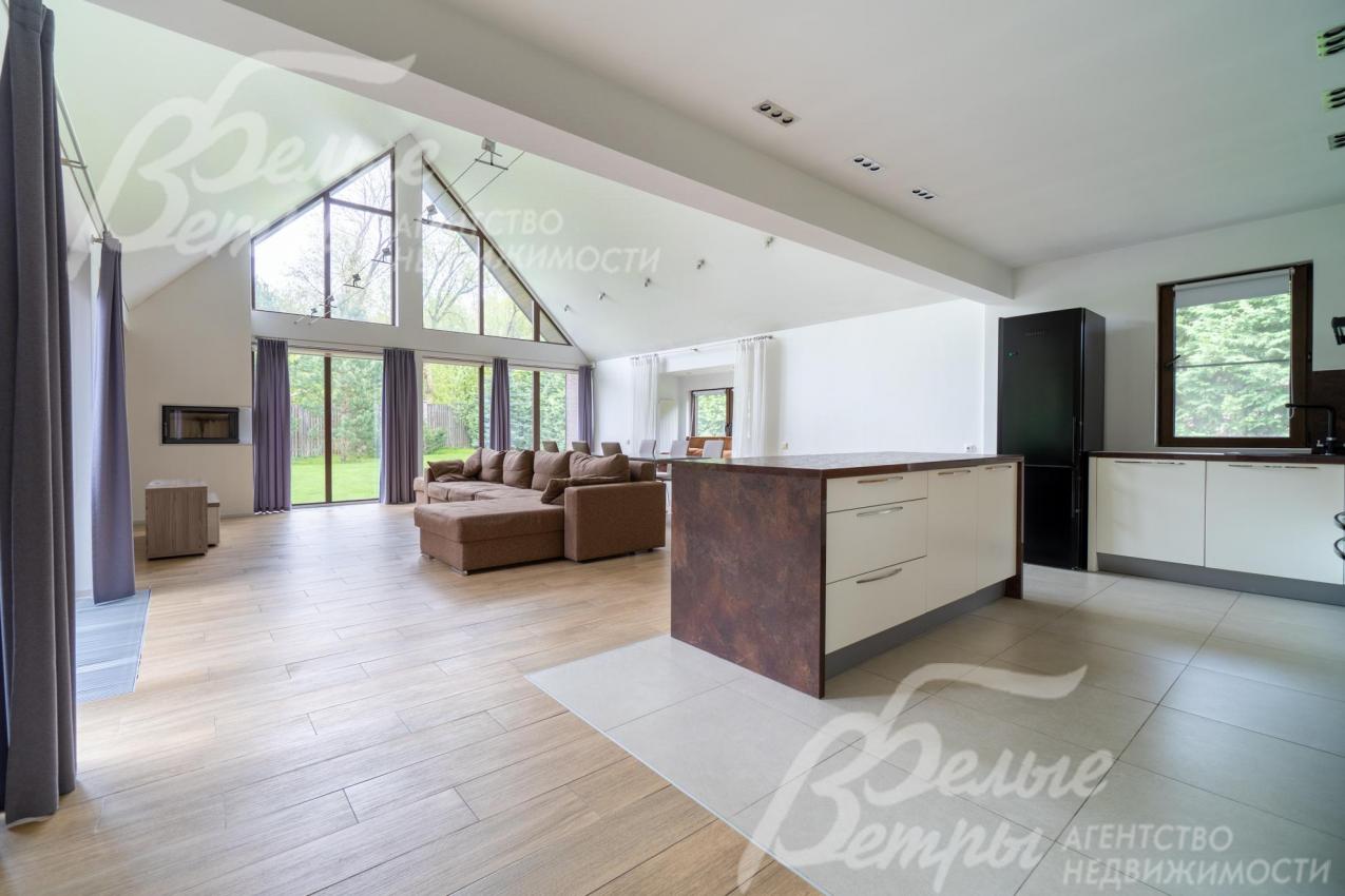 Кухня-гостиная площадью более 60 кв.м