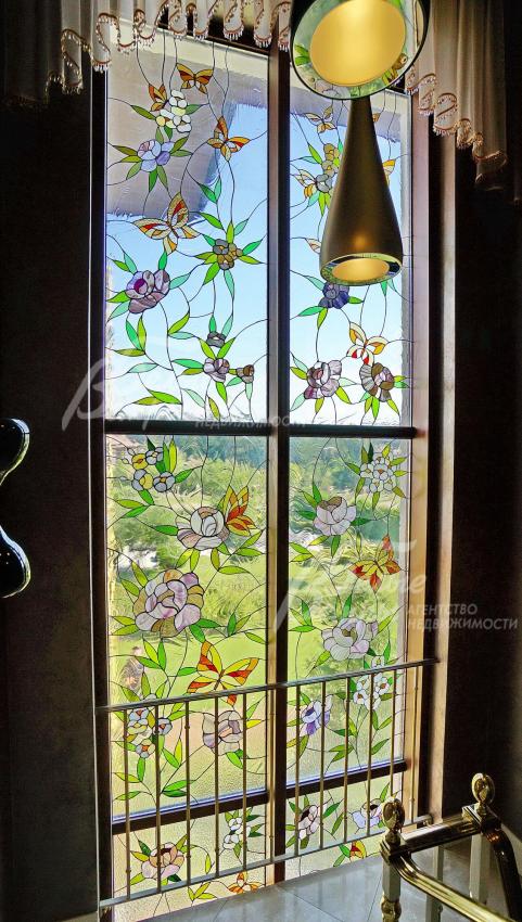 Дизайнерское витражное окно 