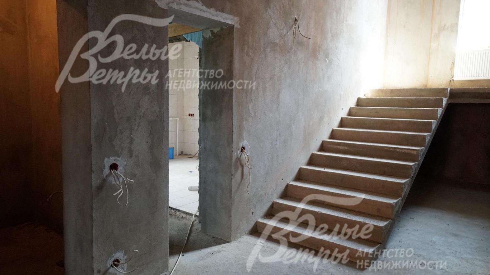 Стены оштукатурены