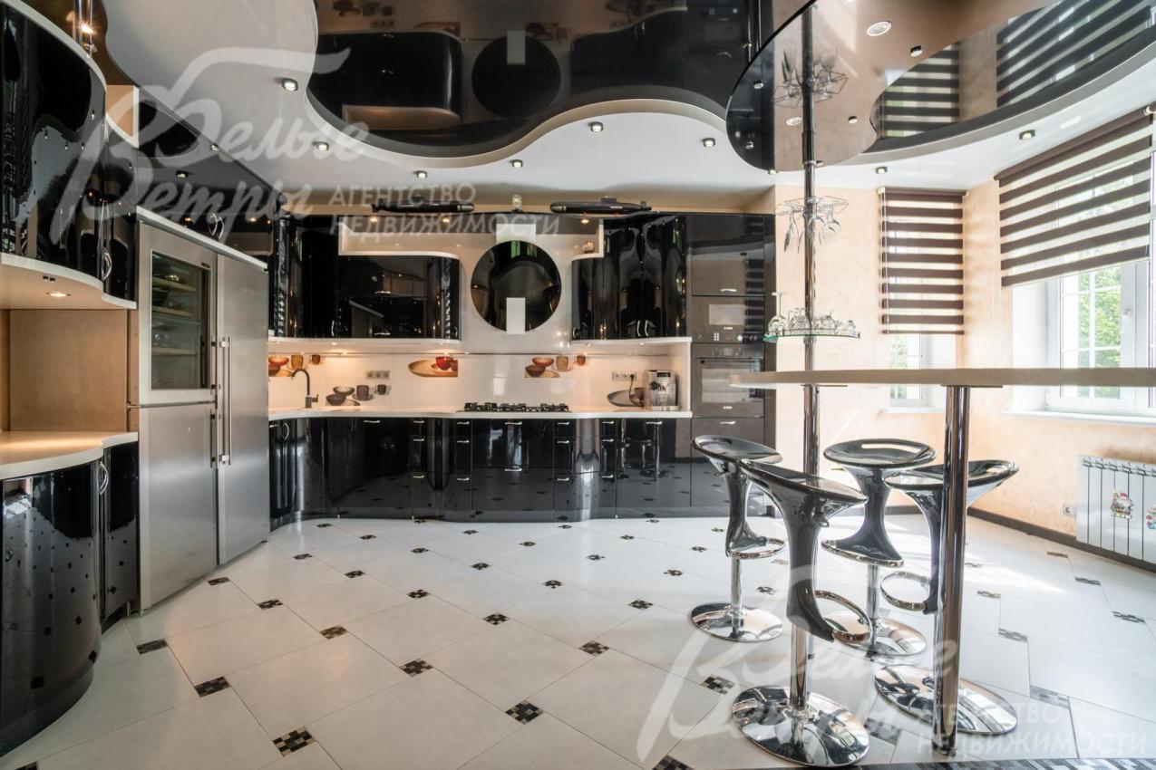 Кухня-столовая 34 кв.м