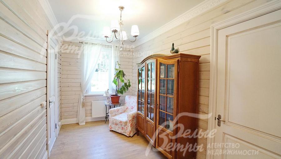 Холл 1-ого этажа