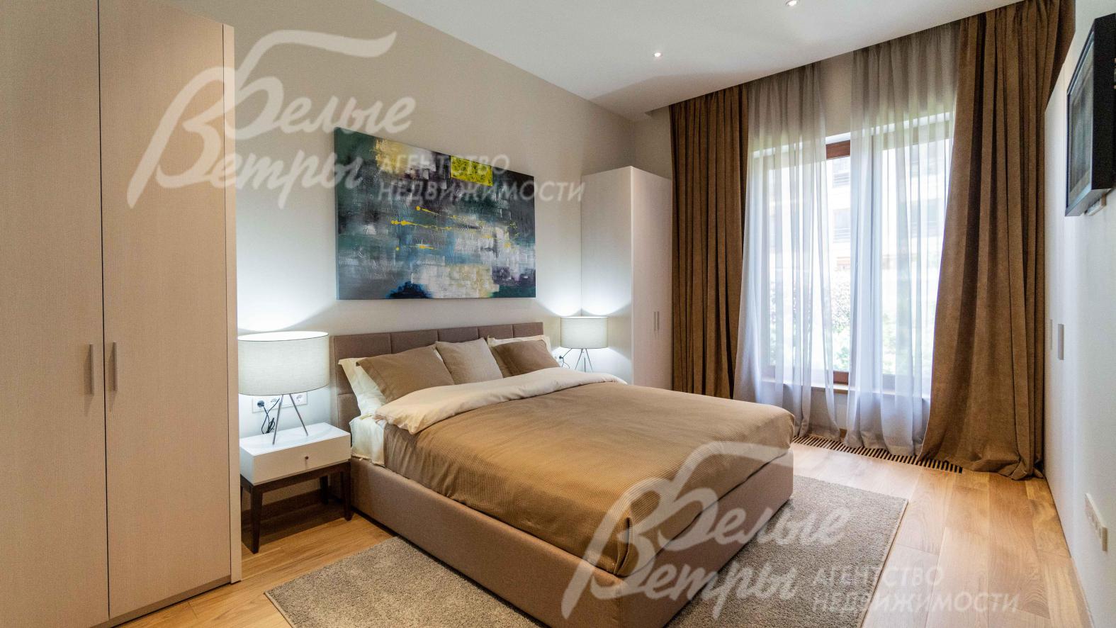 В квартире 4 спальни