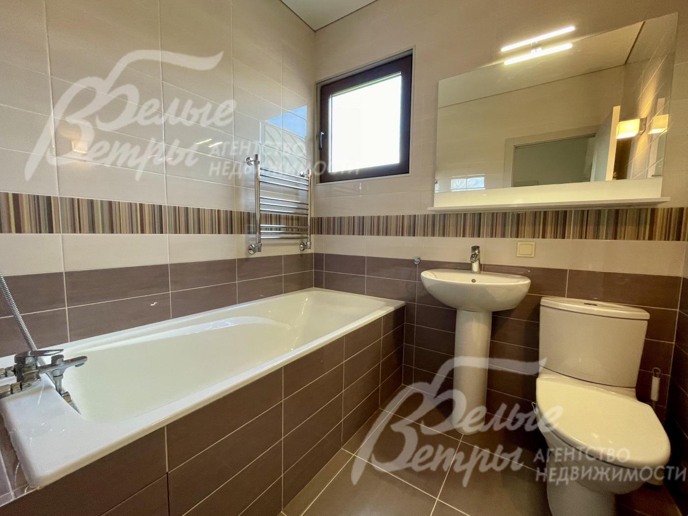 Санузел 2-го этажа с ванной