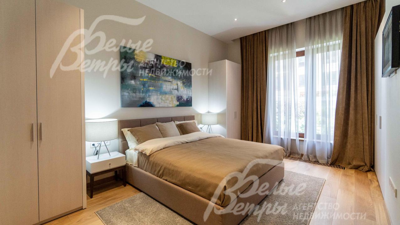 В квартире 4 спальни