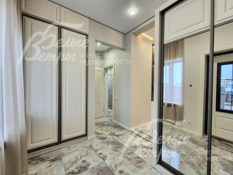 Дом полностью меблирован