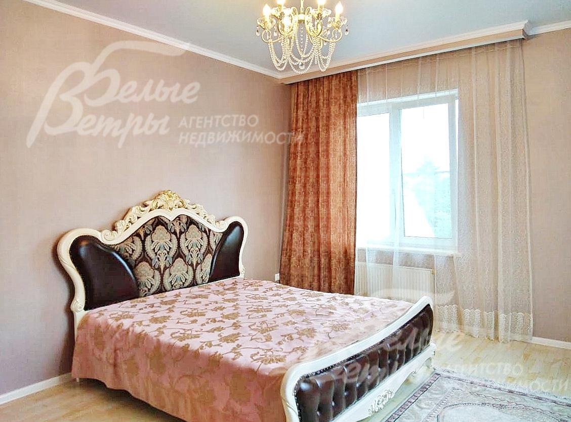 Одна из спален на втором этаже 17 кв.м