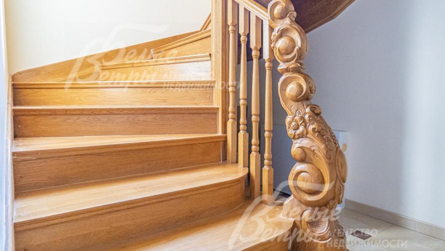 Фигурная резьба ручной работы