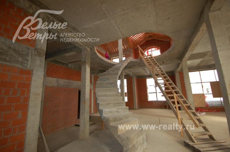 Высокие потолки