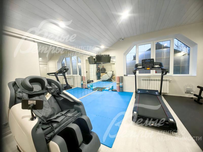 Спортивный зал в доме с сауной