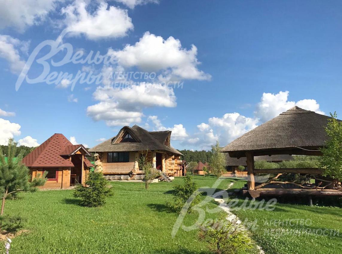 Зона отдыха на территории коттеджного поселка Марсель