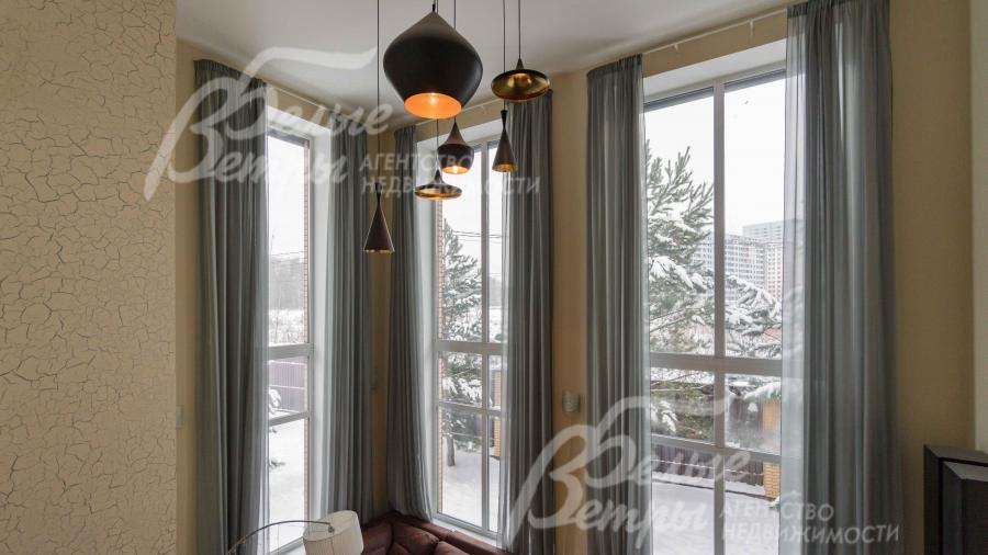 Высота потолков в зоне 2-го света более 6 метров