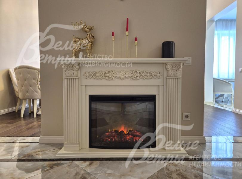 Стильный электрический камин