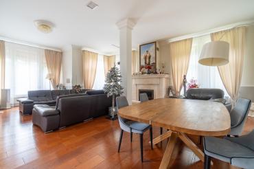 Дом, Графский лес КП (Каменка), 390 кв.м