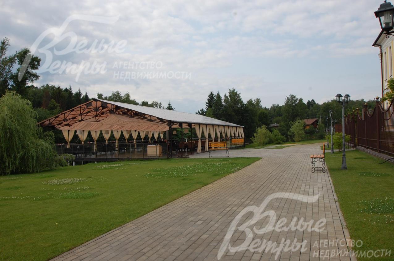 Участок со всеми центральными коммуникациями