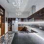 Кухня полностью оборудована встроенной техникой Miele