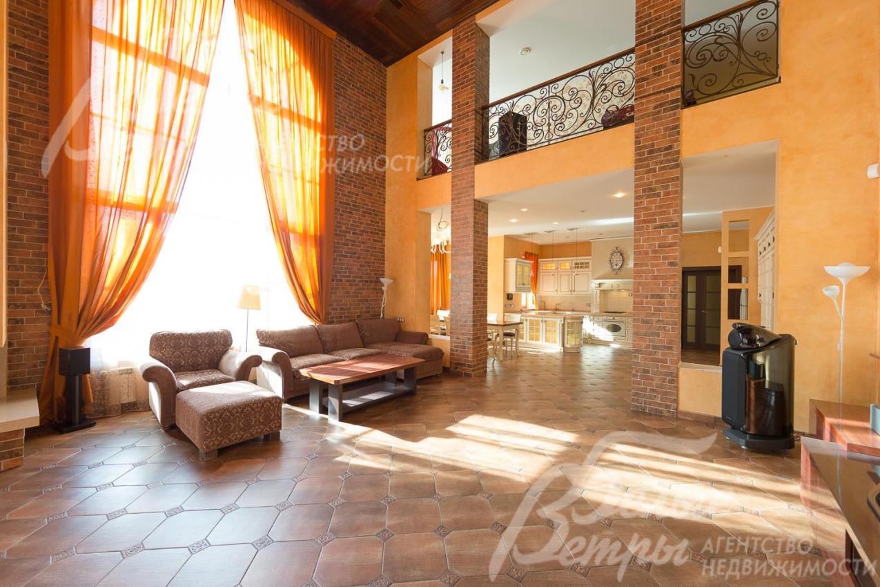 2-светная гостиная совмещенная с кухней-столовой