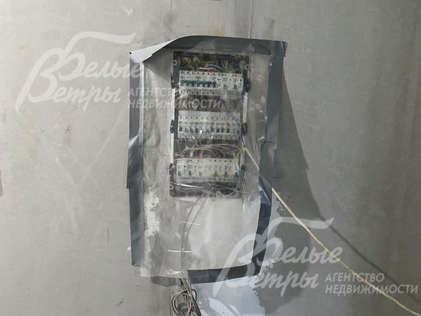 Электричество заведено в дом 15 кВт