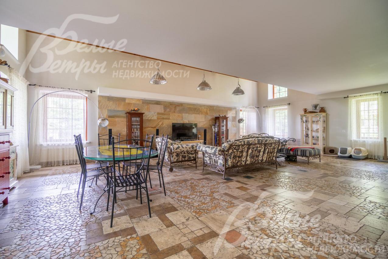 Все отделочные материалы привезены из Италии