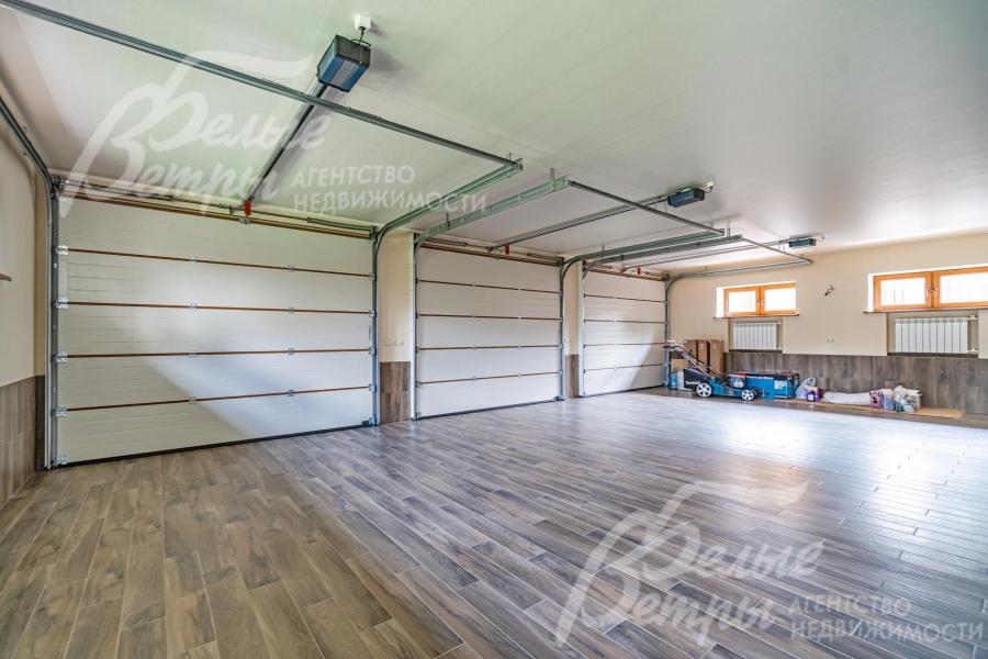 гараж на 3 автомобиля