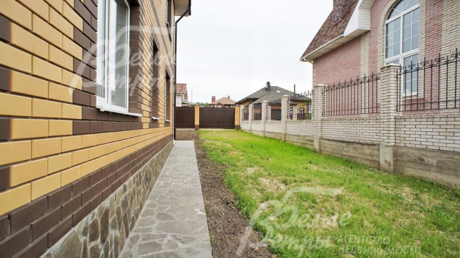 Облагороженная территория участка