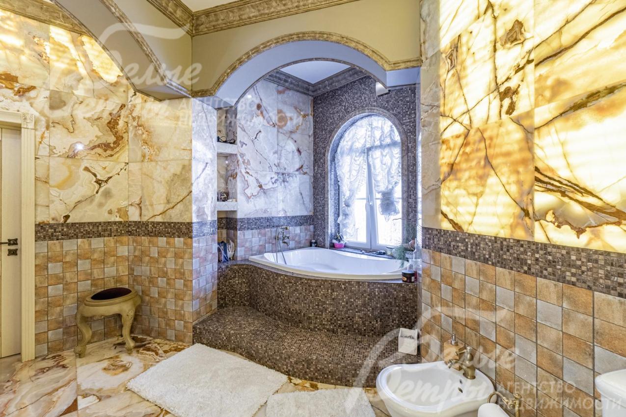 Ванная в санузле