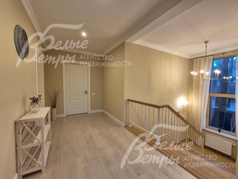 Холл второго этажа