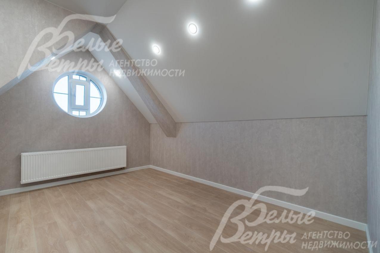 Спальня 18.1 кв.м на мансардном этаже