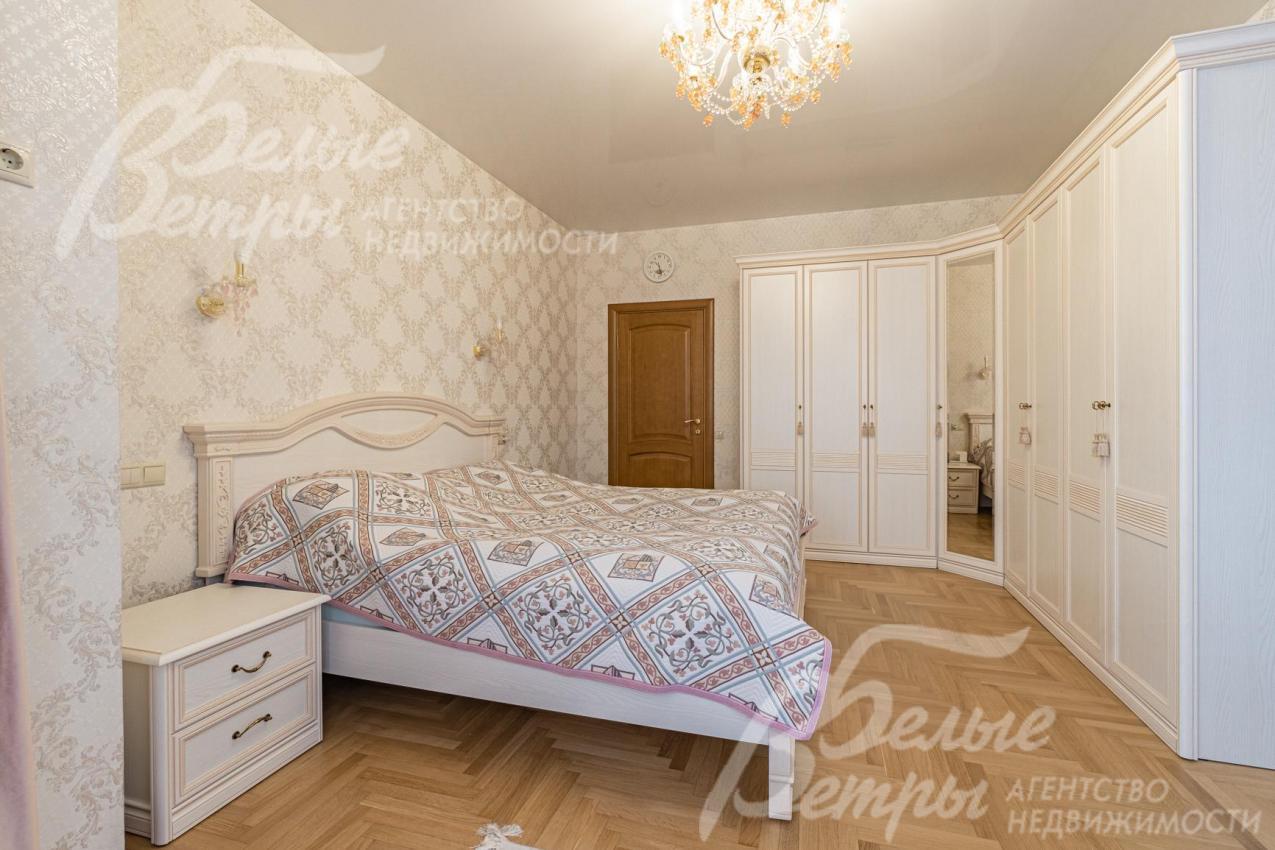 Мастер-спальня на втором этаже