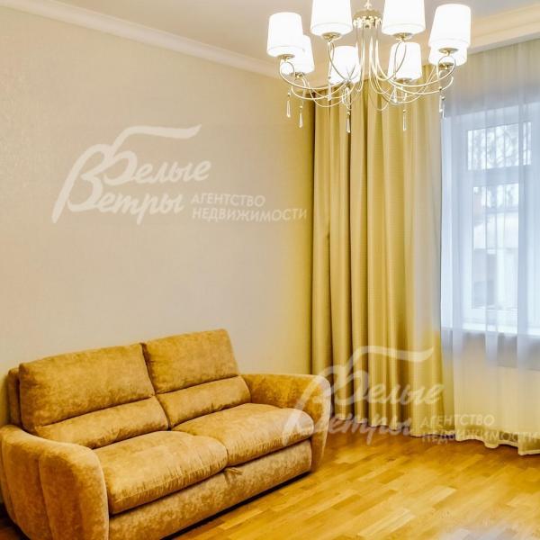 Спальня-кабинет на 1-ом этаже дома