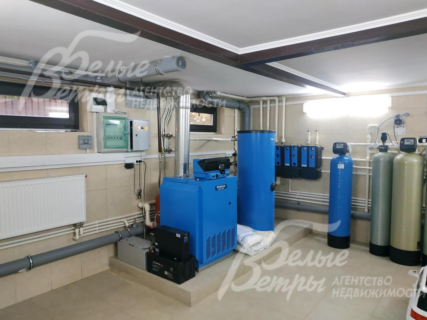 Газовый котел Buderus 50 кВт, бойлер Buderus 200 л